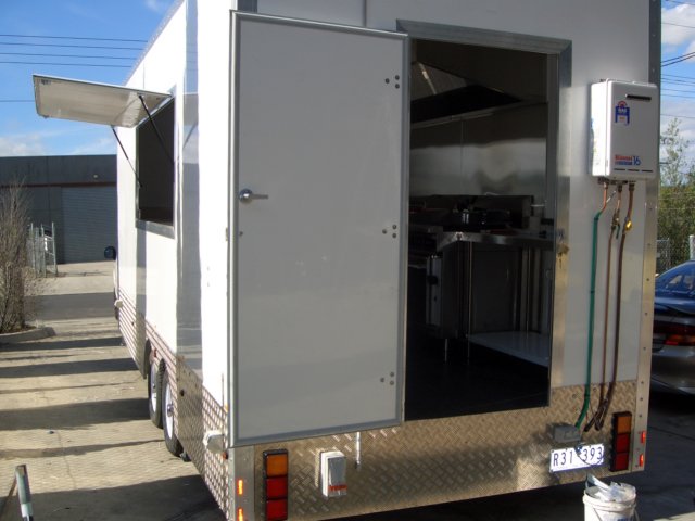 kitchen10.jpg